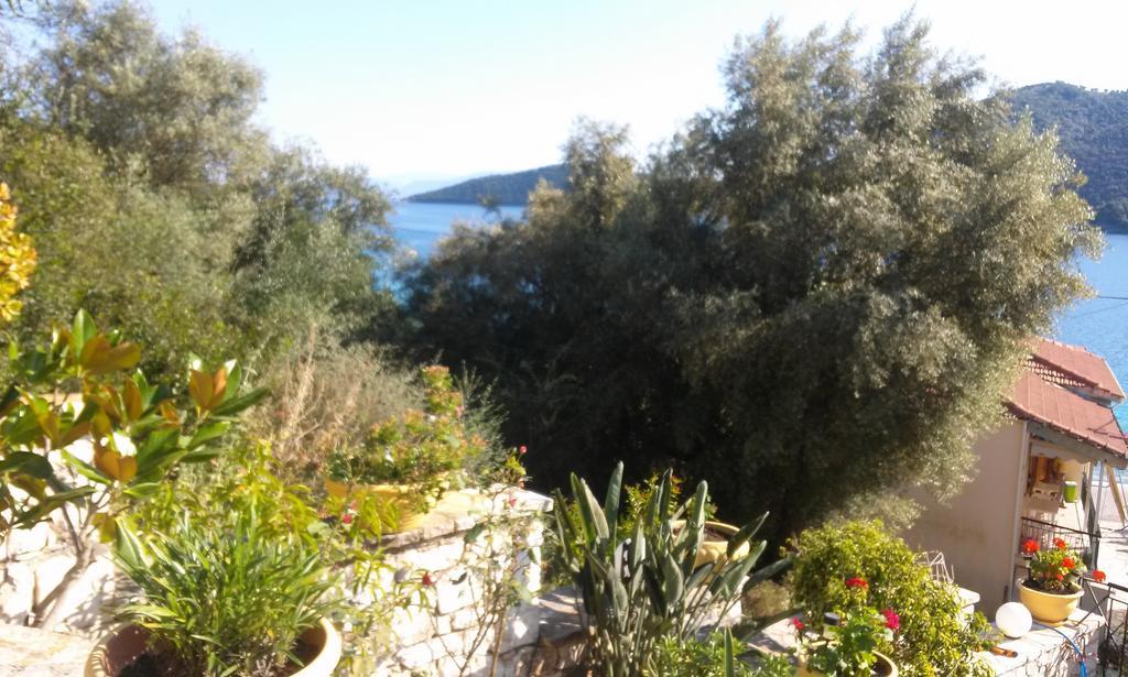 Porto Poros Apartment Mikros Gialos Exterior photo