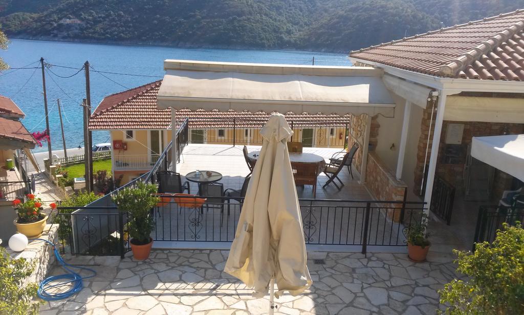 Porto Poros Apartment Mikros Gialos Exterior photo
